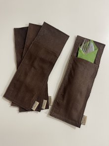 Bestickfodral i skinn till dukning i 4-pack